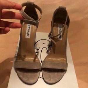 Steve Madden Taupe Suede heels